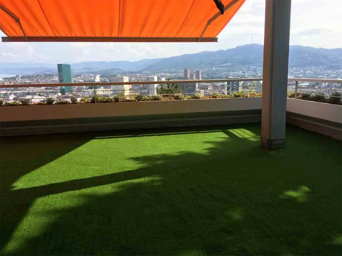 Kunstrasen Terrasse